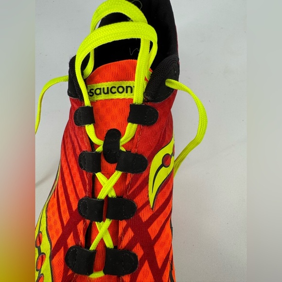 Saucony Racing Vendetta Track Shoes - Picture 10 of 10